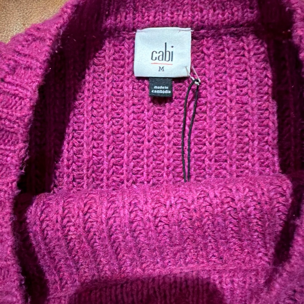 Cabi Devoted pullover, size medium, nwot - image 5